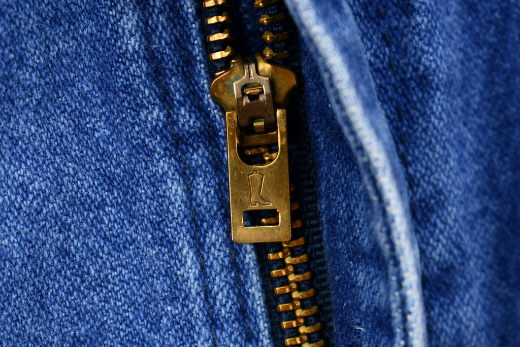 Vintage Early 1990s Wrangler Light Wash Relaxed Straight Leg Jeans
