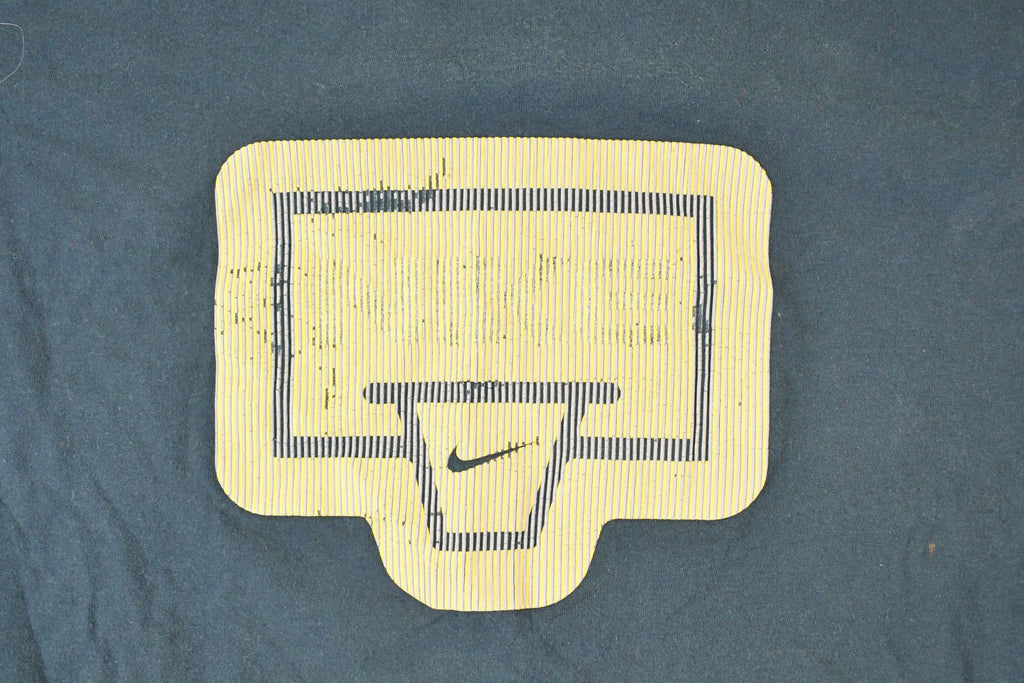Vintage Y2K Nike Basketball T-Shirt Men's L