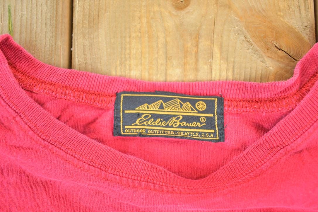 Vintage 1990s Eddie Bauer Souvenir Single Stitch Graphic Print T-Shirt Made In USA  Vintage Streetwear  Vacation Tee  Travel T Shirt