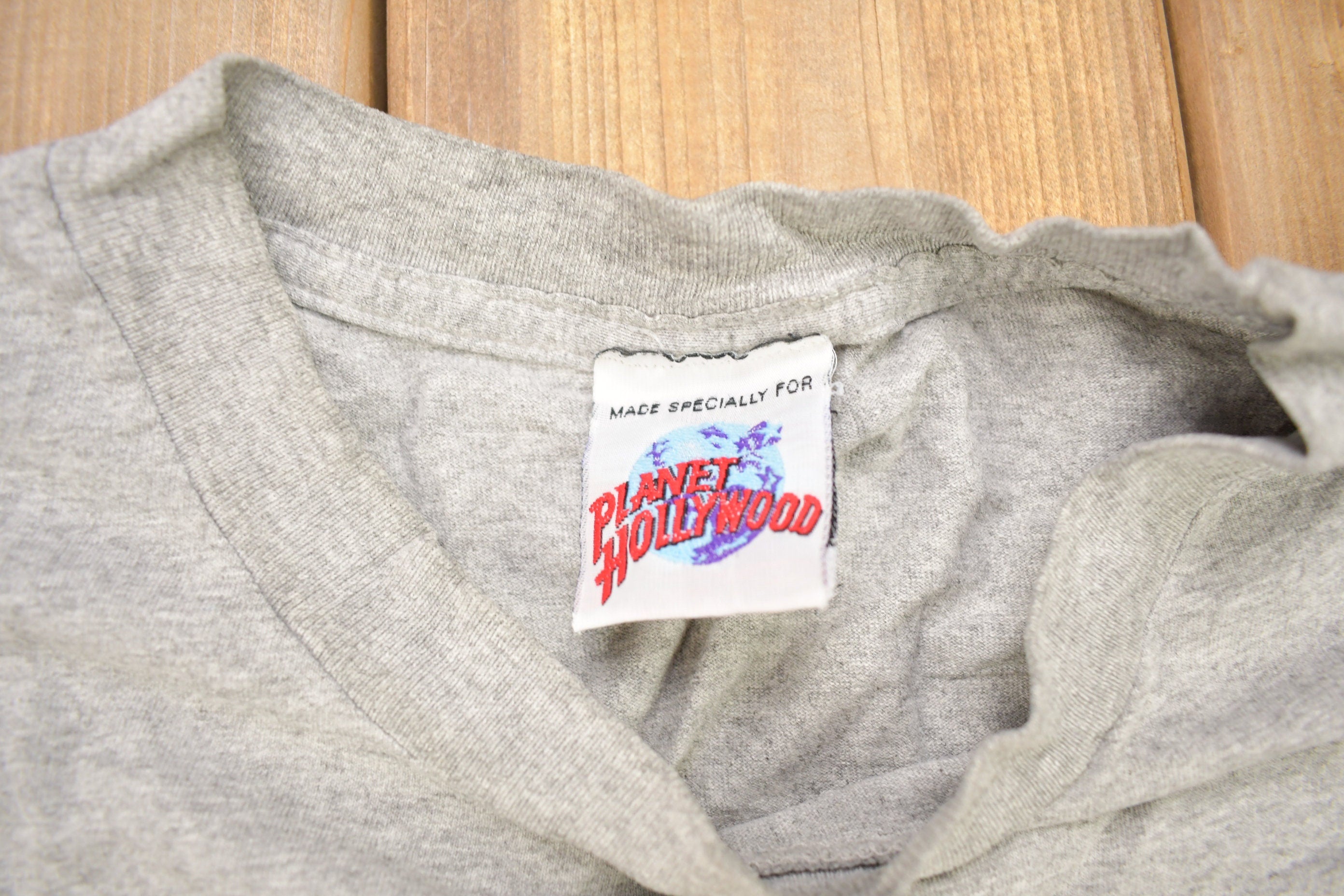 Vintage 1990s Planet Hollywood Nassau Souvenir T Shirt