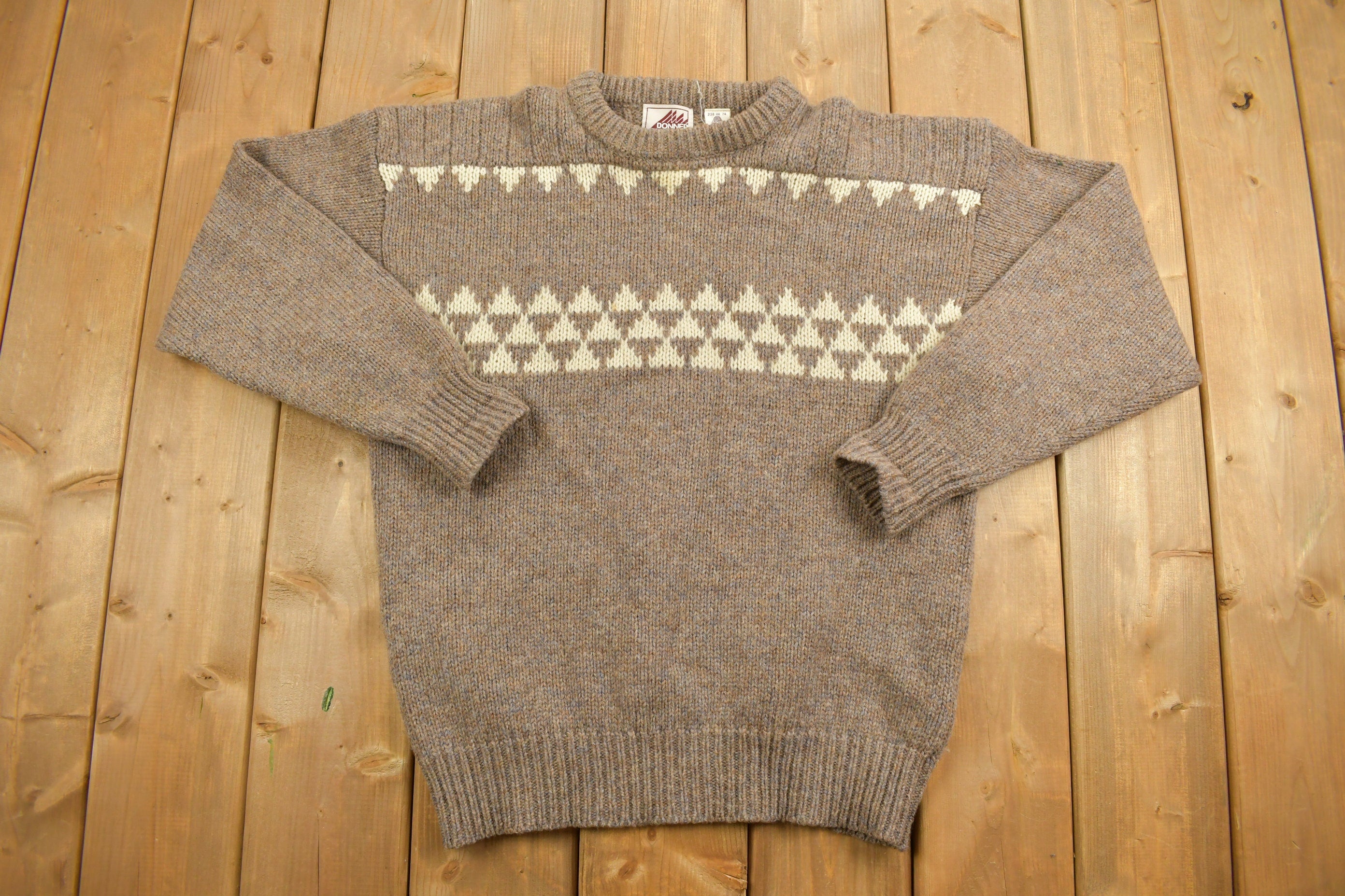 Vintage 1990s Donner Mountain Knitted Crewneck Sweater