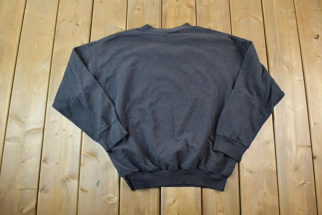 Vintage 1990s Wild Mountain 3 Wolves Outdoorsman Crewneck Sweatshirt