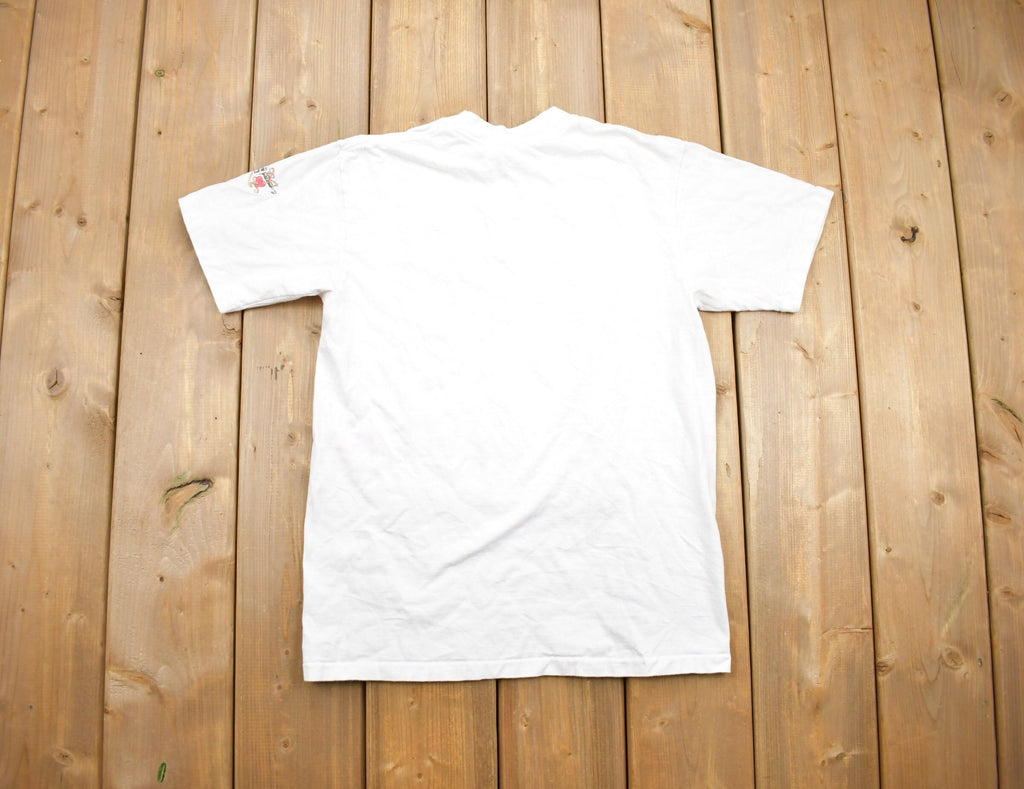 Vintage 1990s Old Friends Nostalgia Graphic T-Shirt