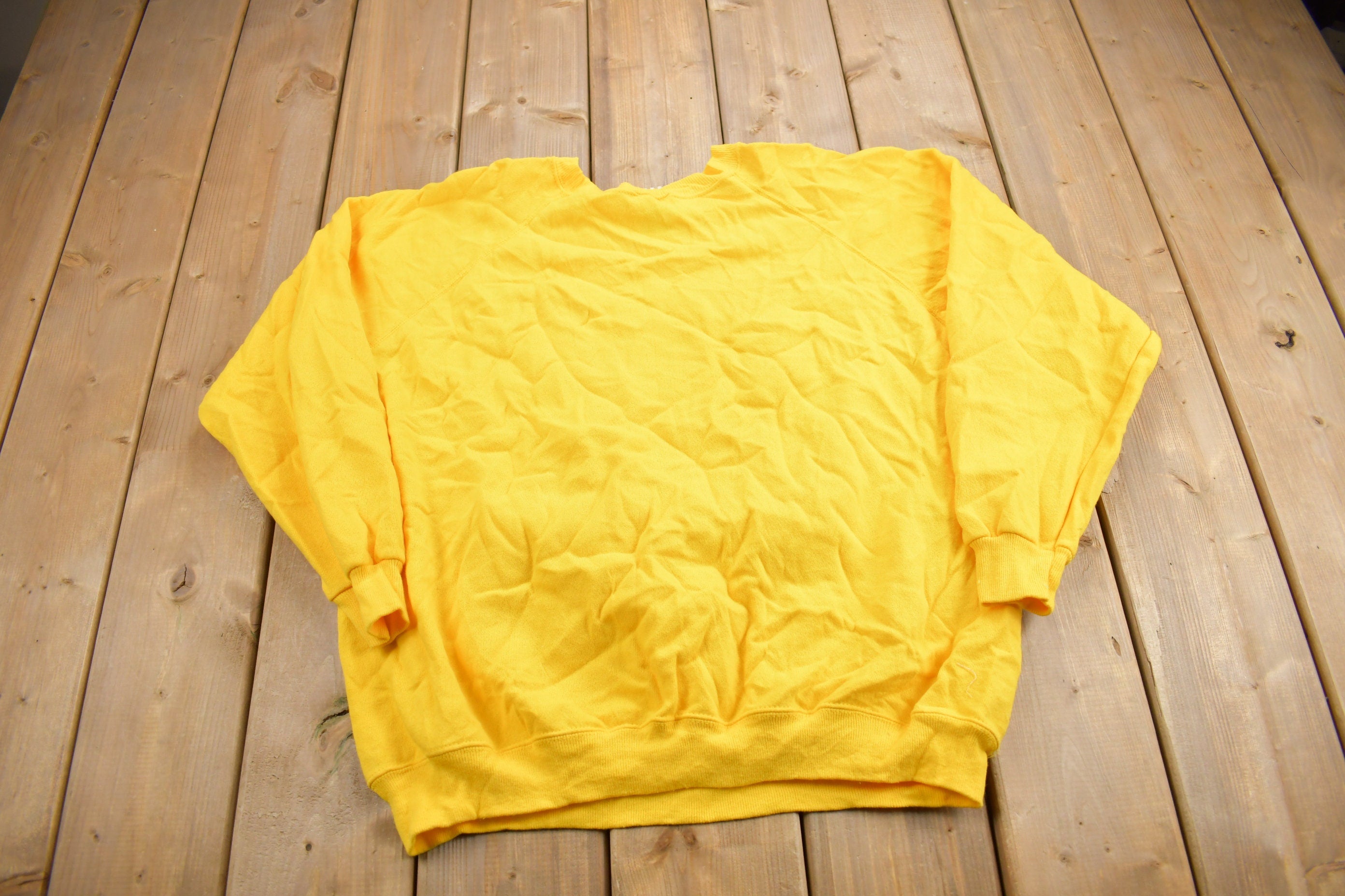 Vintage 1980s Hanes Herway Blank Yellow Raglan Crewneck Sweatshirt