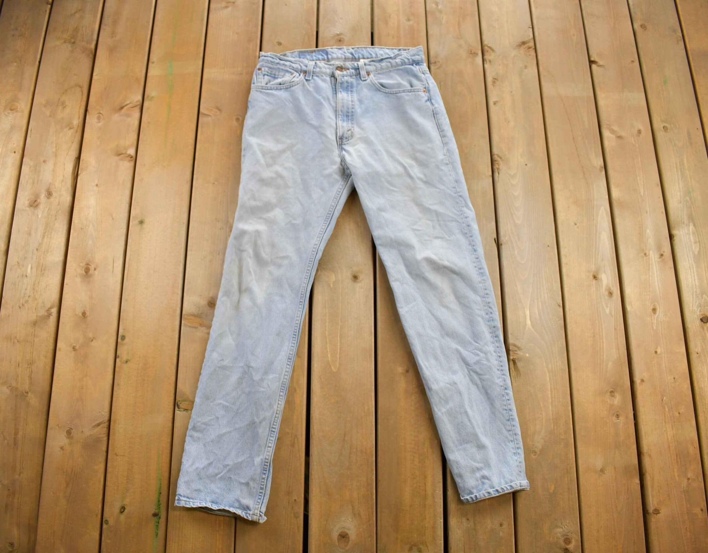 Vintage 1990s Levi's Light Wash 505 Jeans Size 34 x 32