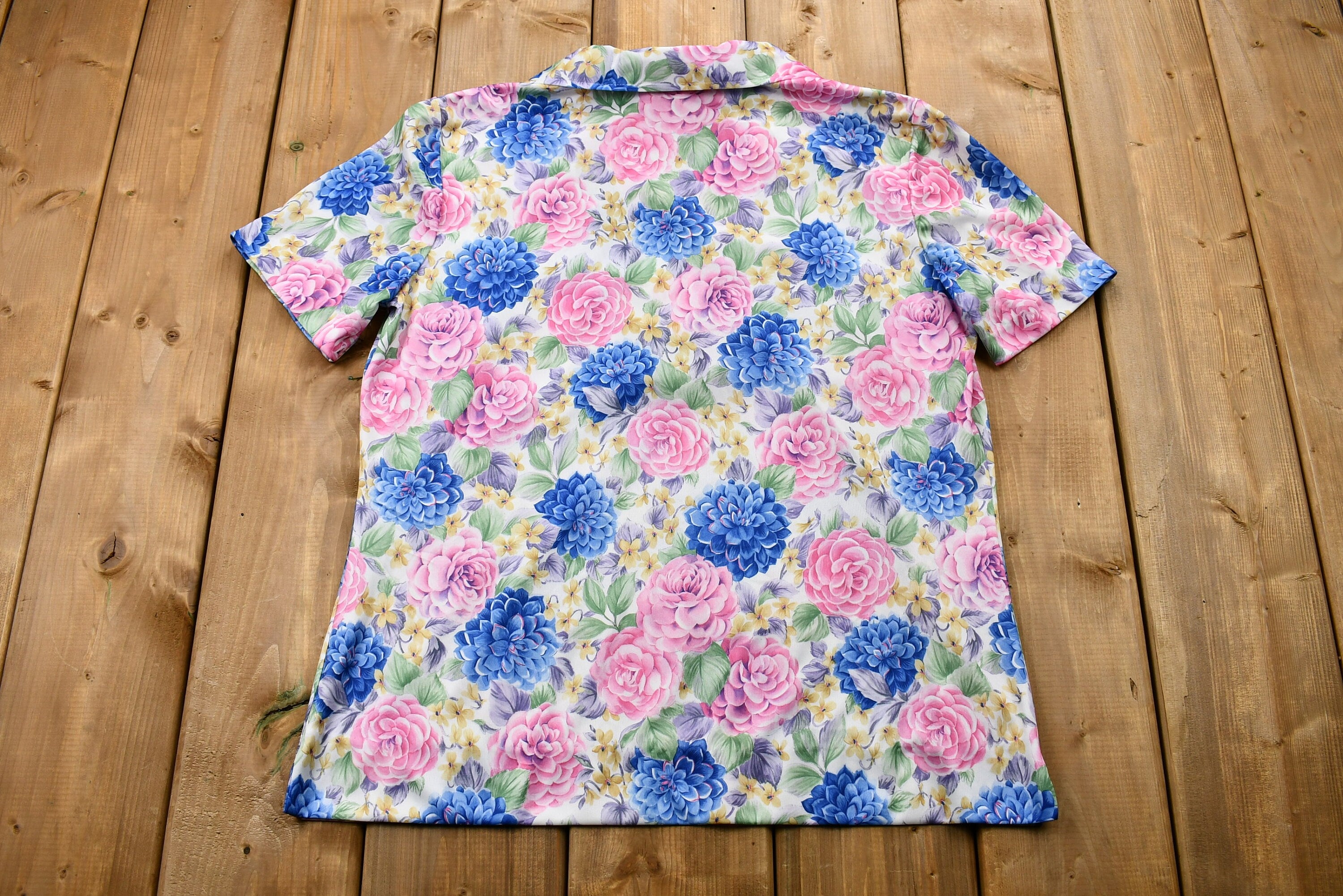 Vintage Late 1960s Floral Polyester Quarter-Button Up Short Sleeve Blouse