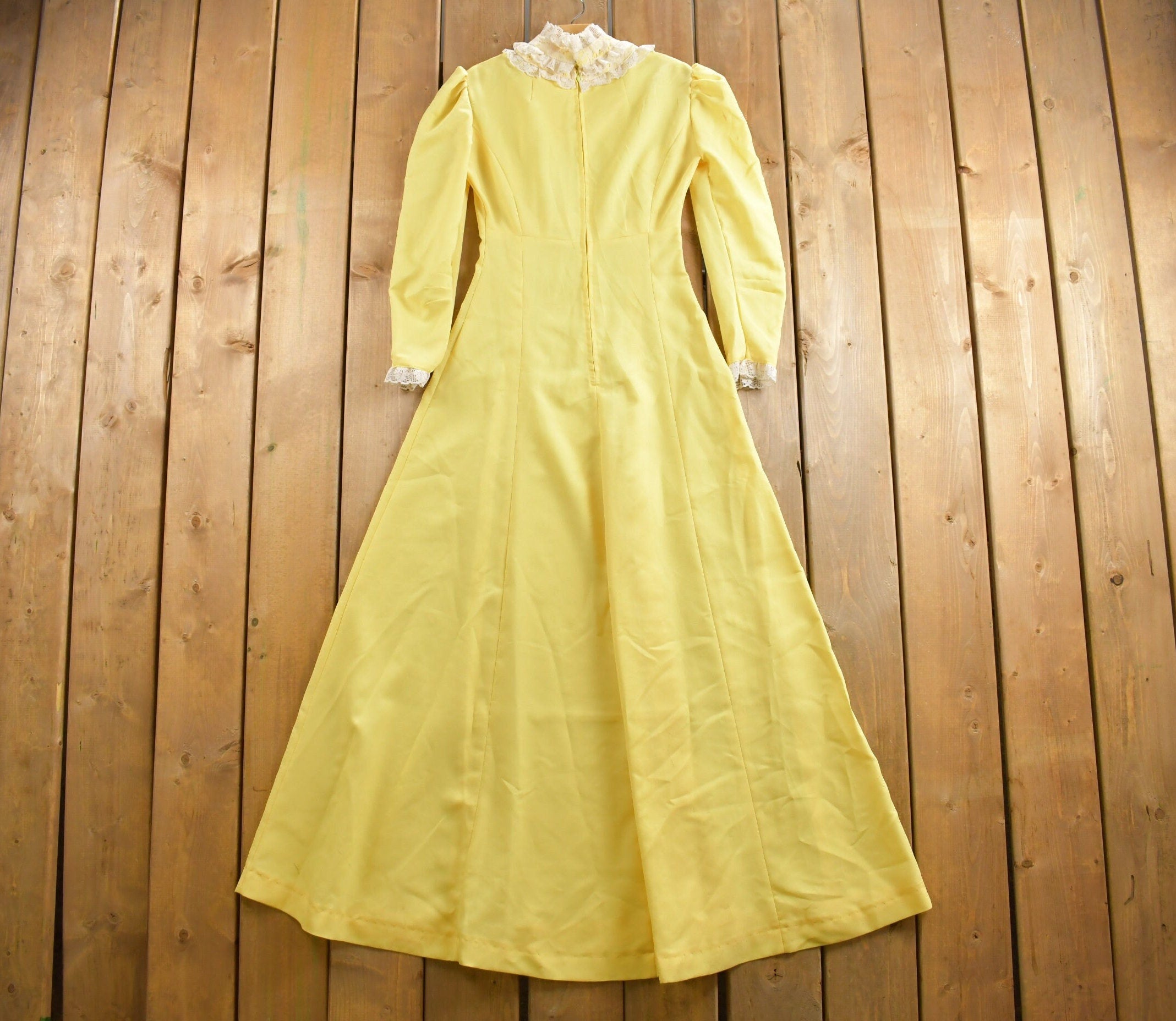 Vintage 1950s Lace Collar Dress