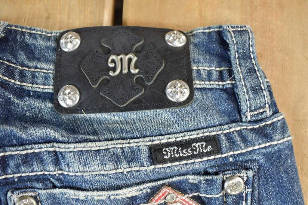Vintage Y2K Miss Me Bedazzled Low Rise Jeans Size 26x31