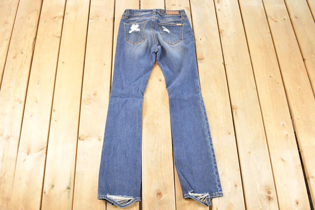 Vintage Deadstock Y2K Grace In LA Bedazzled Low Rise Jeans Women's Size 27 x 32