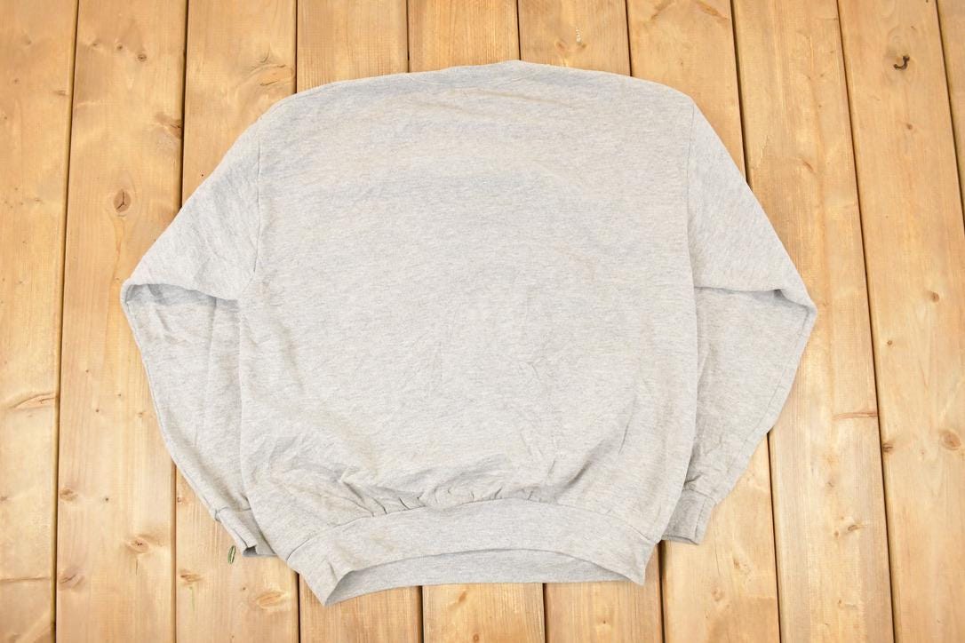Vintage 1990s Minnesota Vikings Purple Pride NFL Crewneck Sweatshirt Mens M