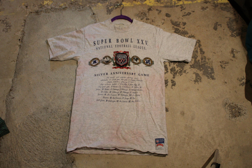 Vintage 1990s NFL Superbowl Graphic T-Shirt