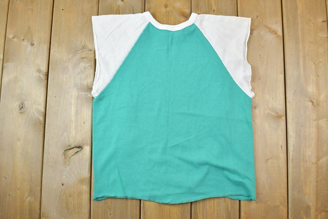 Vintage 1980s Wasaga Beach Flamingos Impression Souvenir T-Shirt