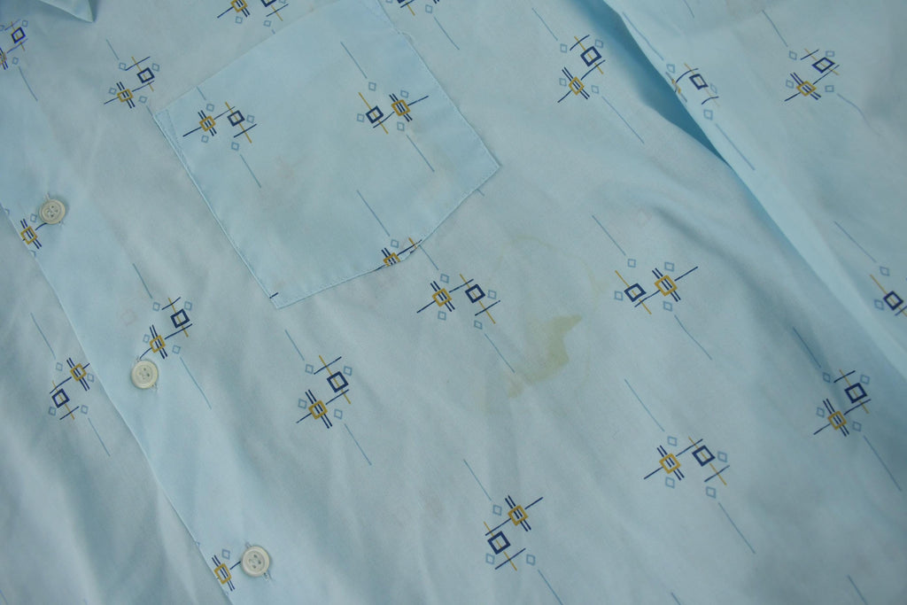 Vintage 1990s Fruit Of The Loom All Over Print Button Up Shirt