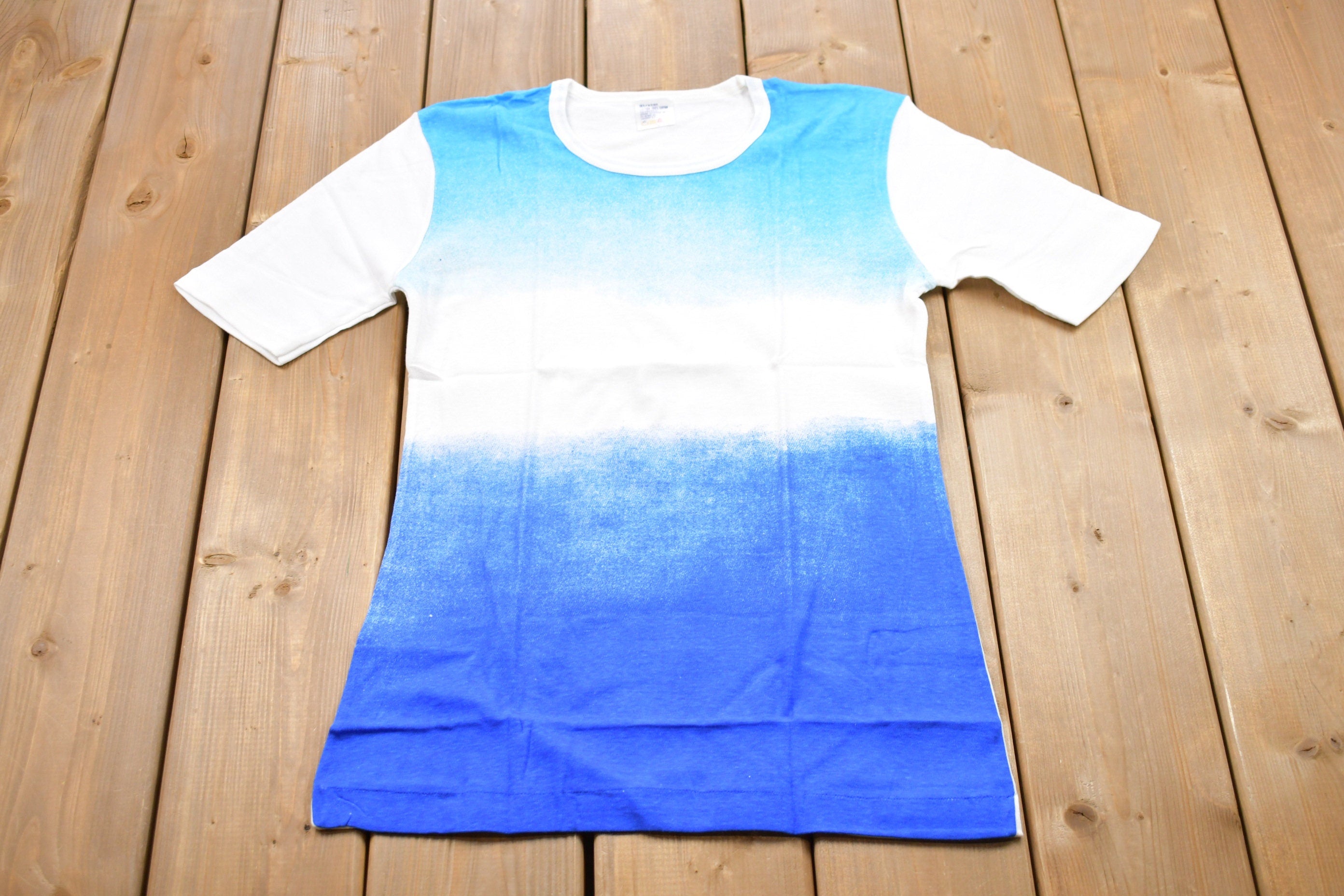 Vintage 1970s Contrast Faded Graphic T-Shirt