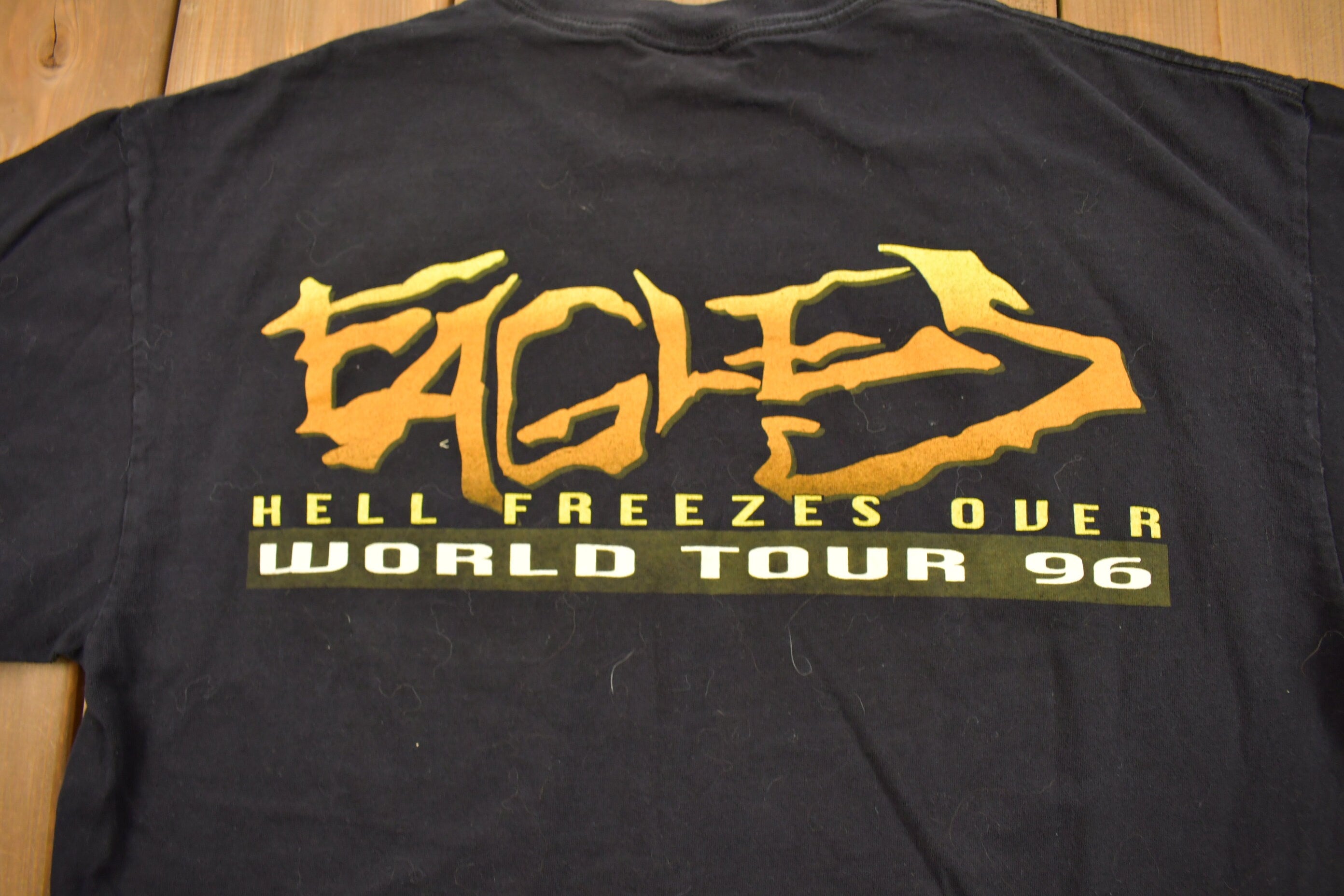 Vintage 1996 Eagles Hell Freezes Over World Tour Band T-shirt