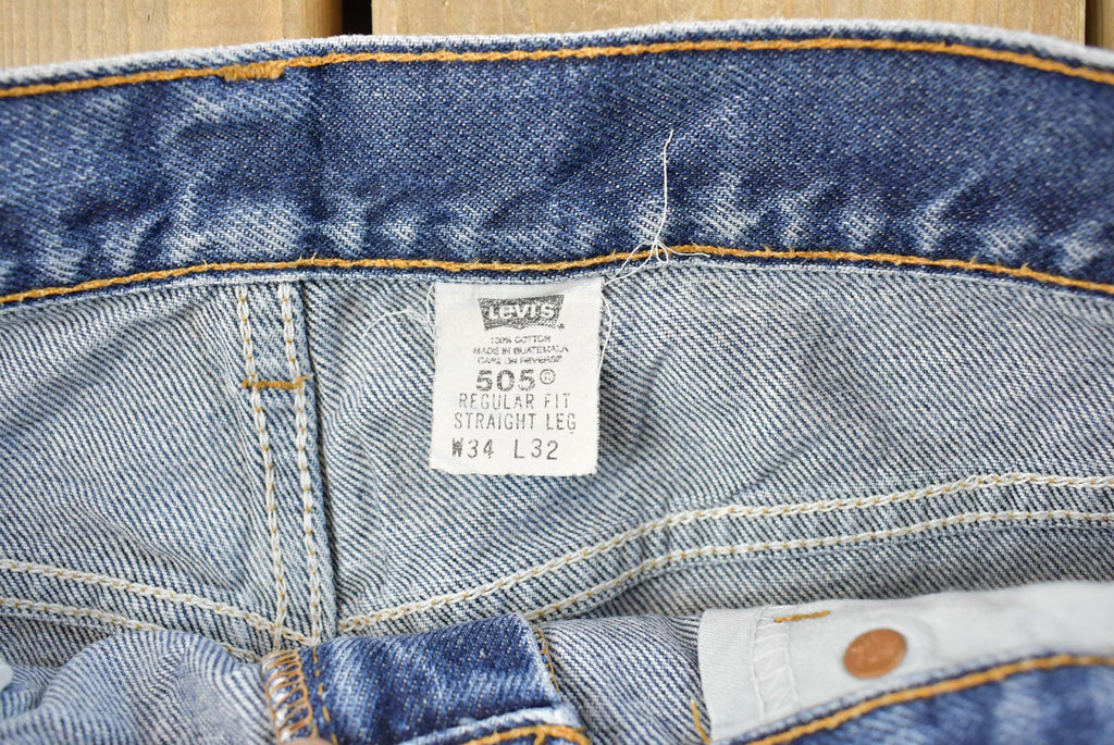 Vintage 1990s Levi's 505 Regular Straight Fit Denim Blue Jeans Men's 32 x 32 / 90s Levi's / Streetwear
