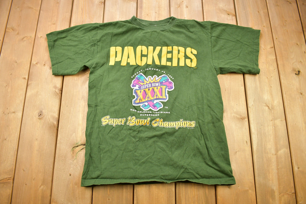 Vintage 1990s NFL Graphic T-Shirt