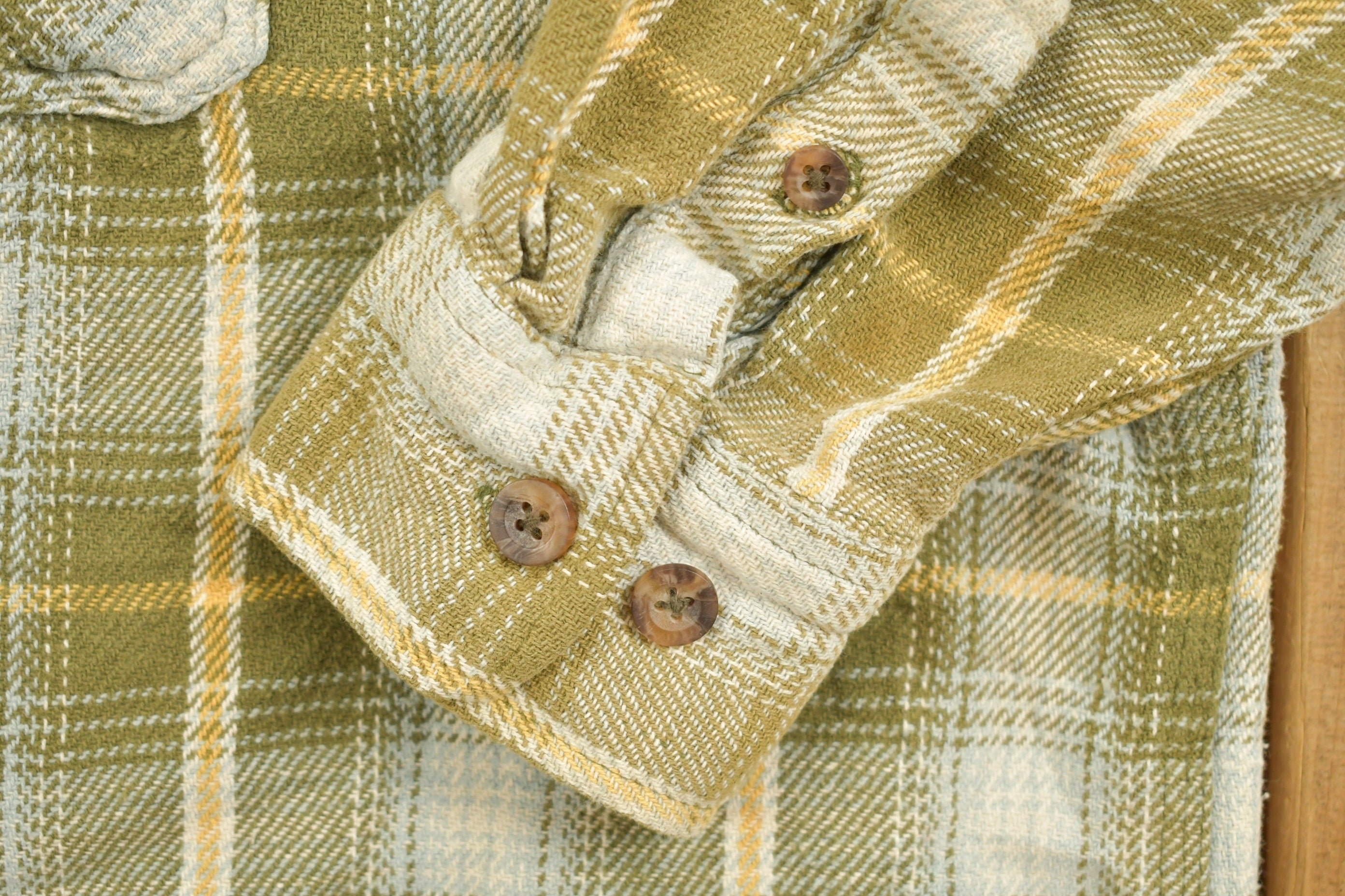 Vintage 1990s Casual Country Plaid Button Up Shirt