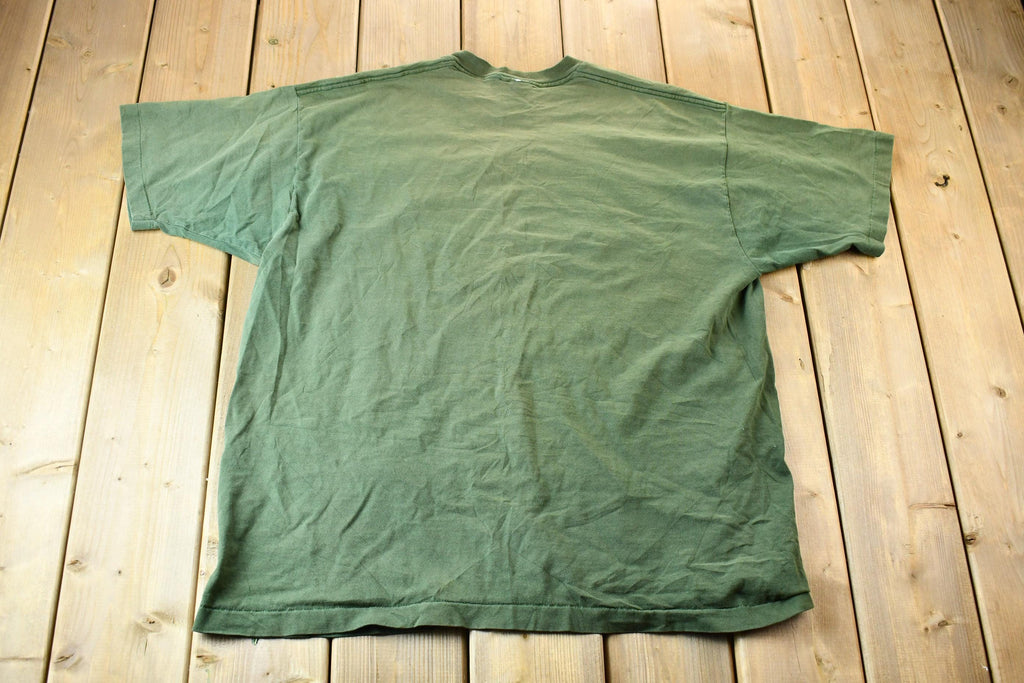 Vintage 1996 Green Bay Packers Back-To-Back NFC Central Division Champions Single Stitch NFL Football Graphic T-Shirt