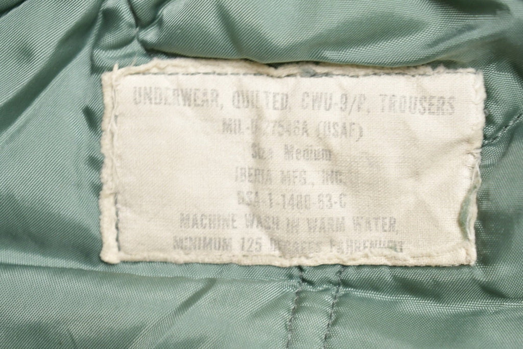 Vintage 1963 Military Liner Set