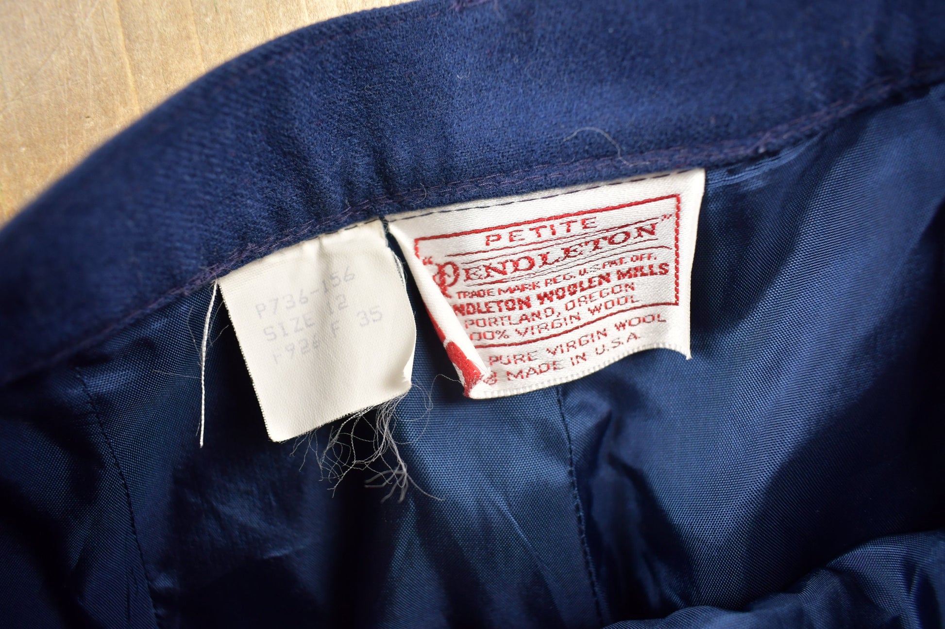 Vintage 1980s Pendleton 100% Virgin Wool Petite Pants Size 37 x 27 / True Vintage / Bottoms / Vintage Pants / Retro Style / Made in USA