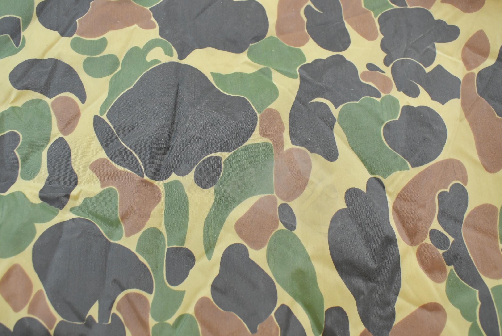 Vintage 1980s Winchester Thermolite Duck Camo Reversible Insulated Windbreaker Jacket Mens XL