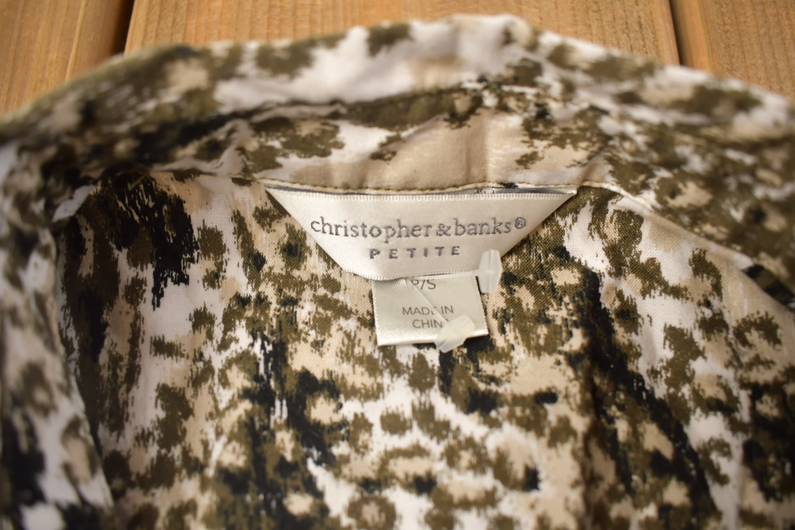 Vintage 1990s Christopher & Banks Leopard Button Up Shirt