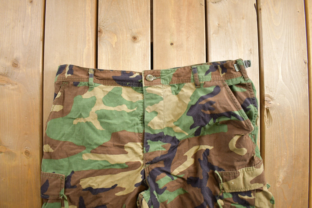 Vintage 1990s Army Woodland Camouflage Cargo Pants Size 32x36