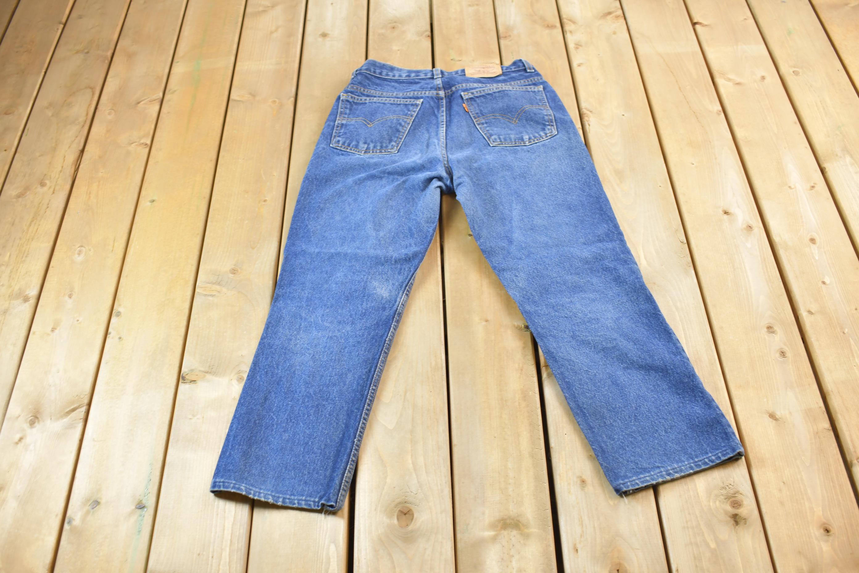 Vintage 1990s Levi's Orange Tab Medium Wash Denim Jeans Size 32 x 32