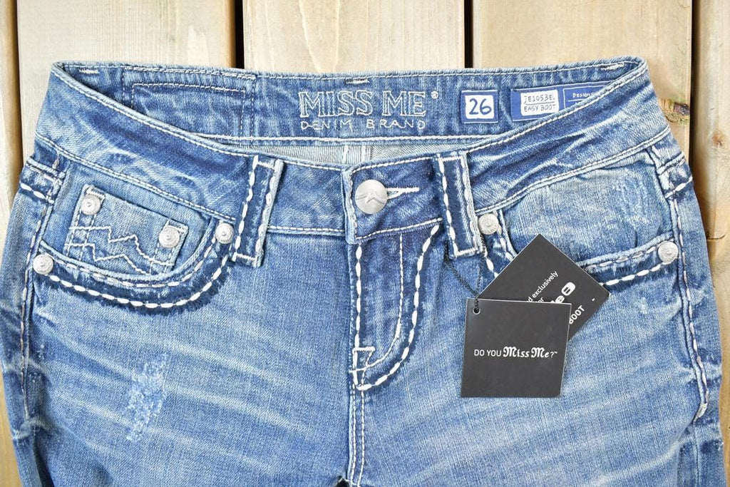 Vintage Y2K Miss Me Bedazzled Low Rise Jeans Size 26x31