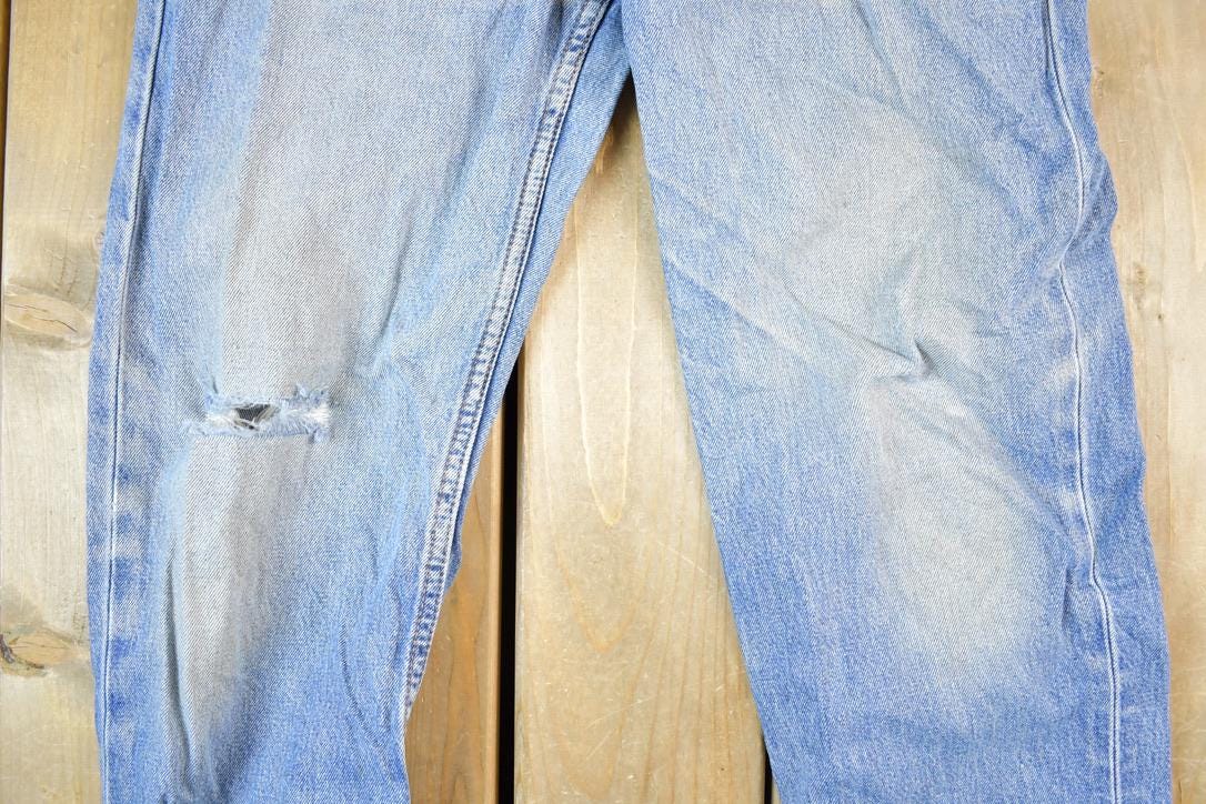 Vintage 1970s Levi Strauss Red Tab 550 Denim Jeans Size 32 x 32 Made In USA