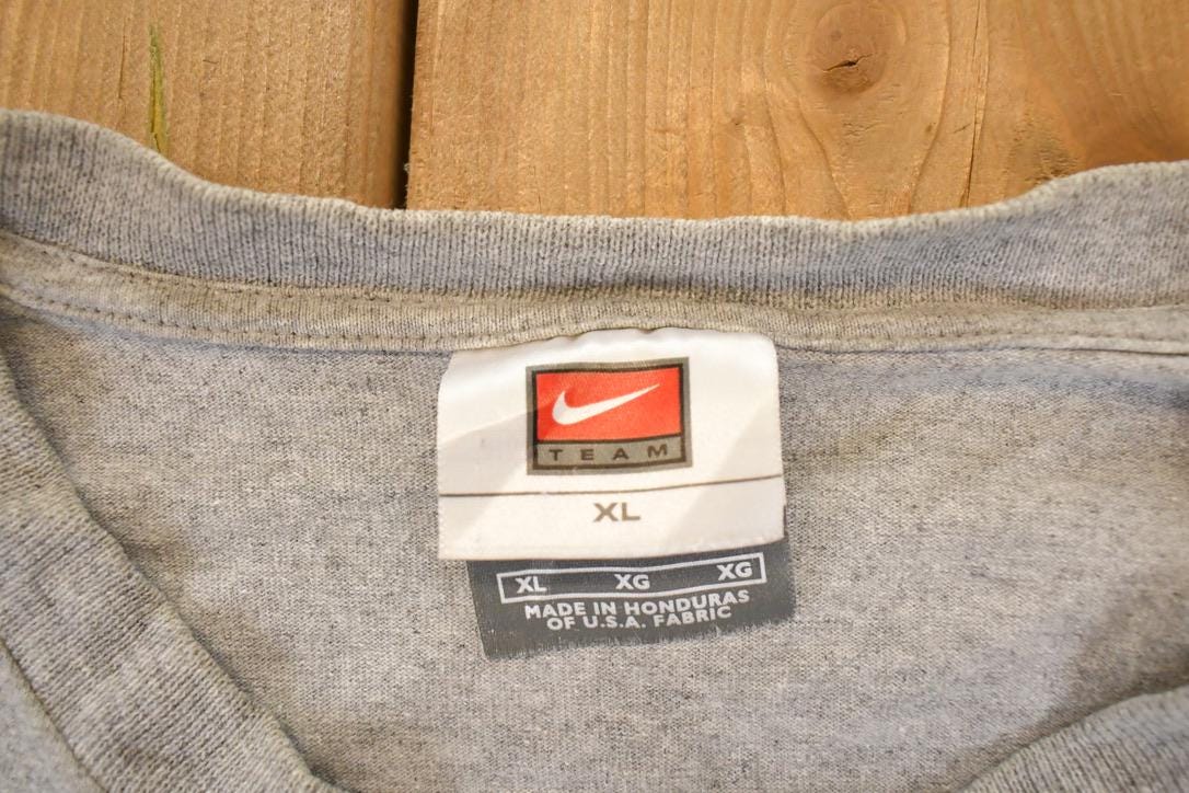 Vintage 2005 Nike Middle Swoosh Minnesota Twins MLB T-Shirt Men's XL