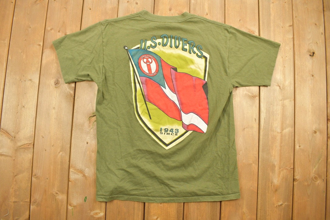 Vintage 1990s U.S Divers Graphic T-Shirt