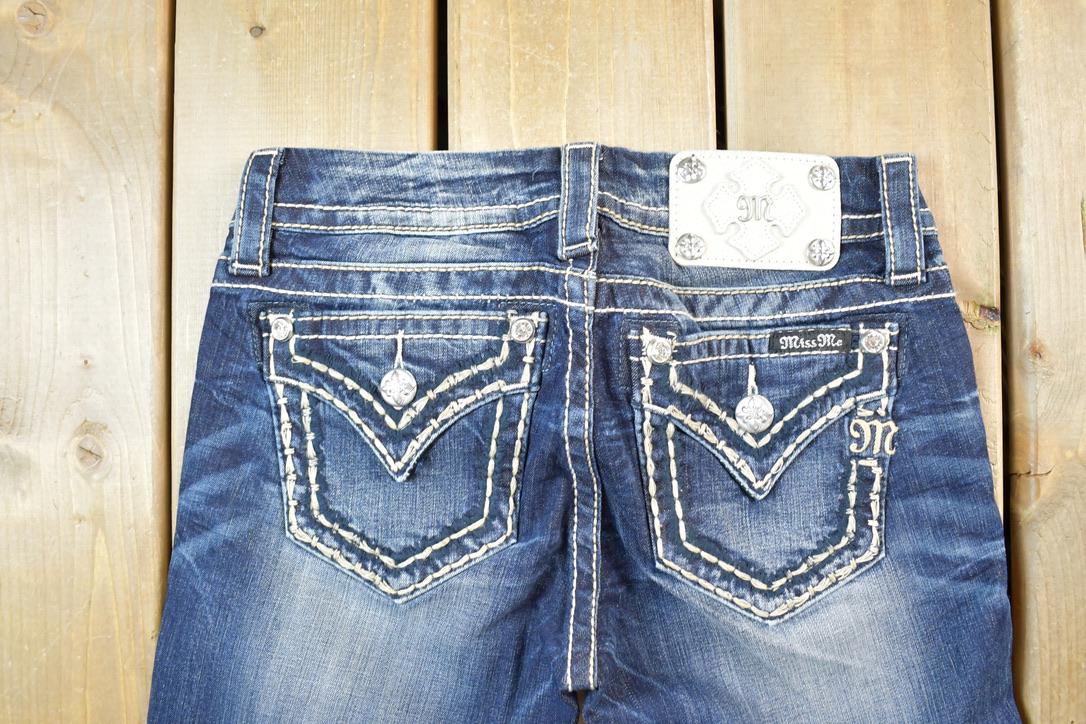 Vintage Y2K Miss Me Bedazzled Low Rise Jeans Size 26x31