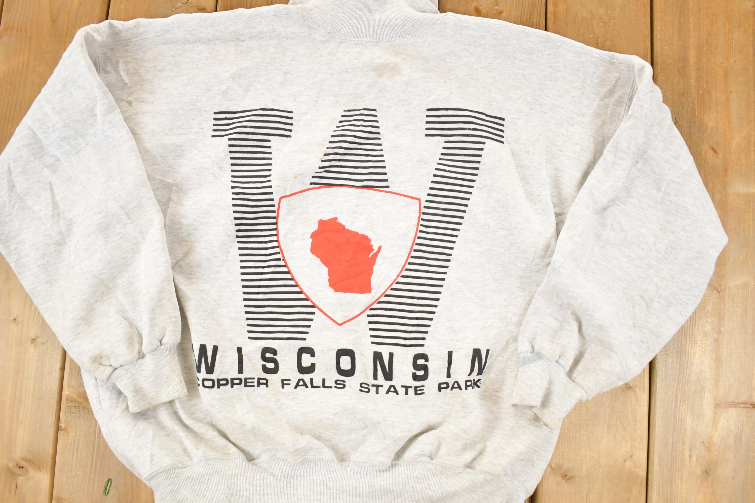 Vintage 1990s Wisconsin Souvenir Destination Turtleneck Sweatshirt Men's M