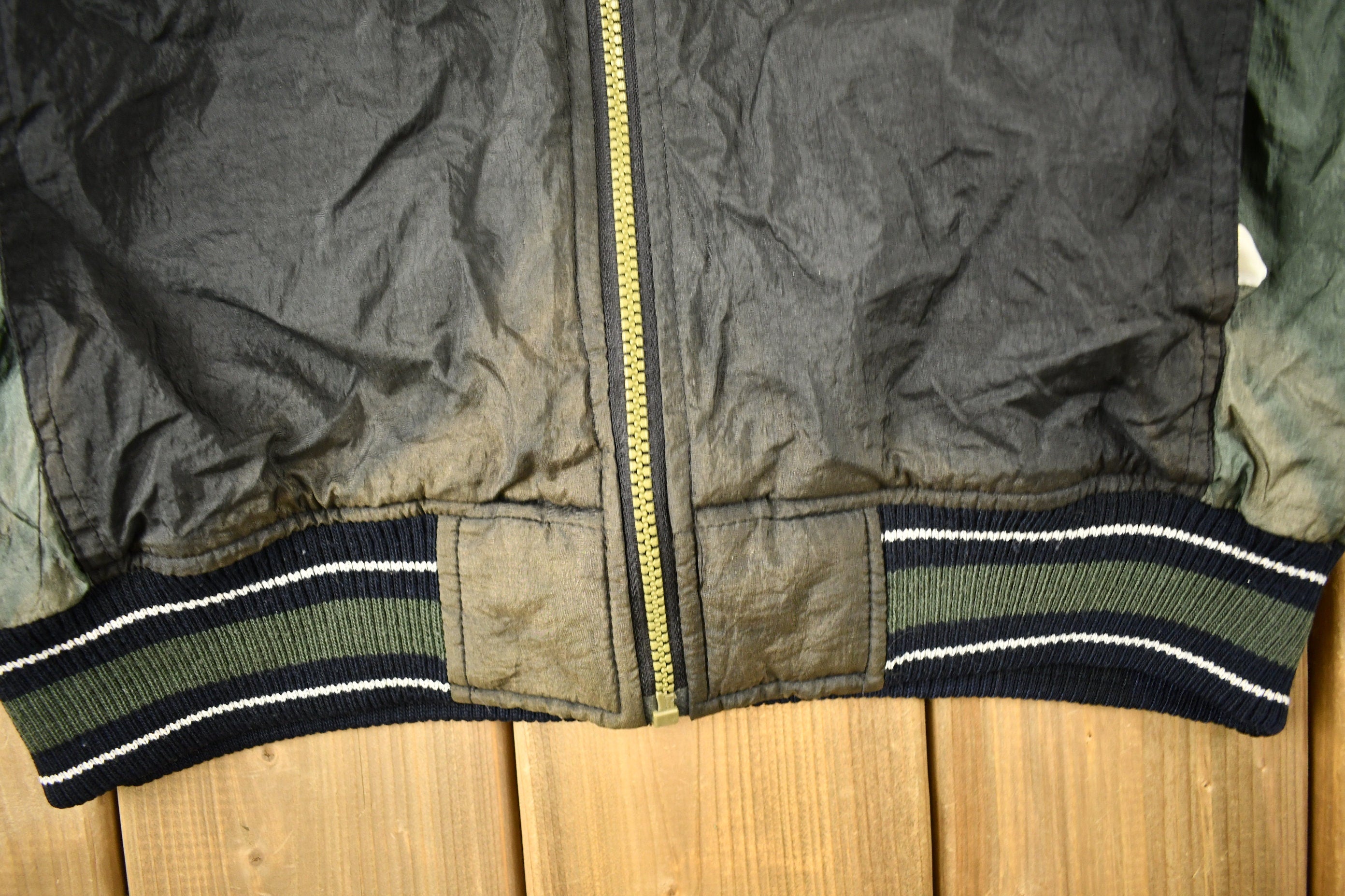 Vintage 1990s Green Bay Packers NFL Ladies First Puffer Jacket