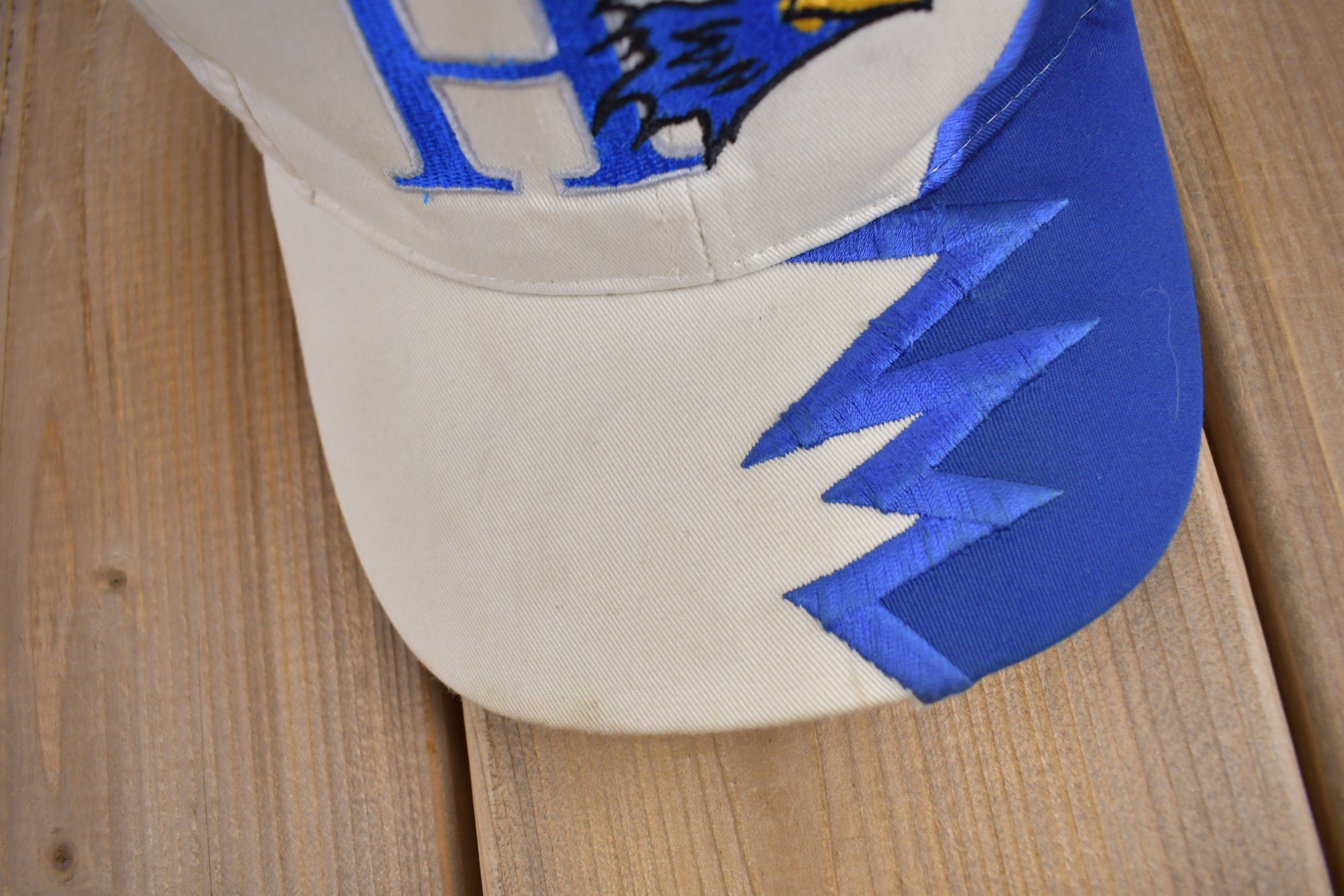 Vintage 1990s H Eagles Shatter StrapBack Hat