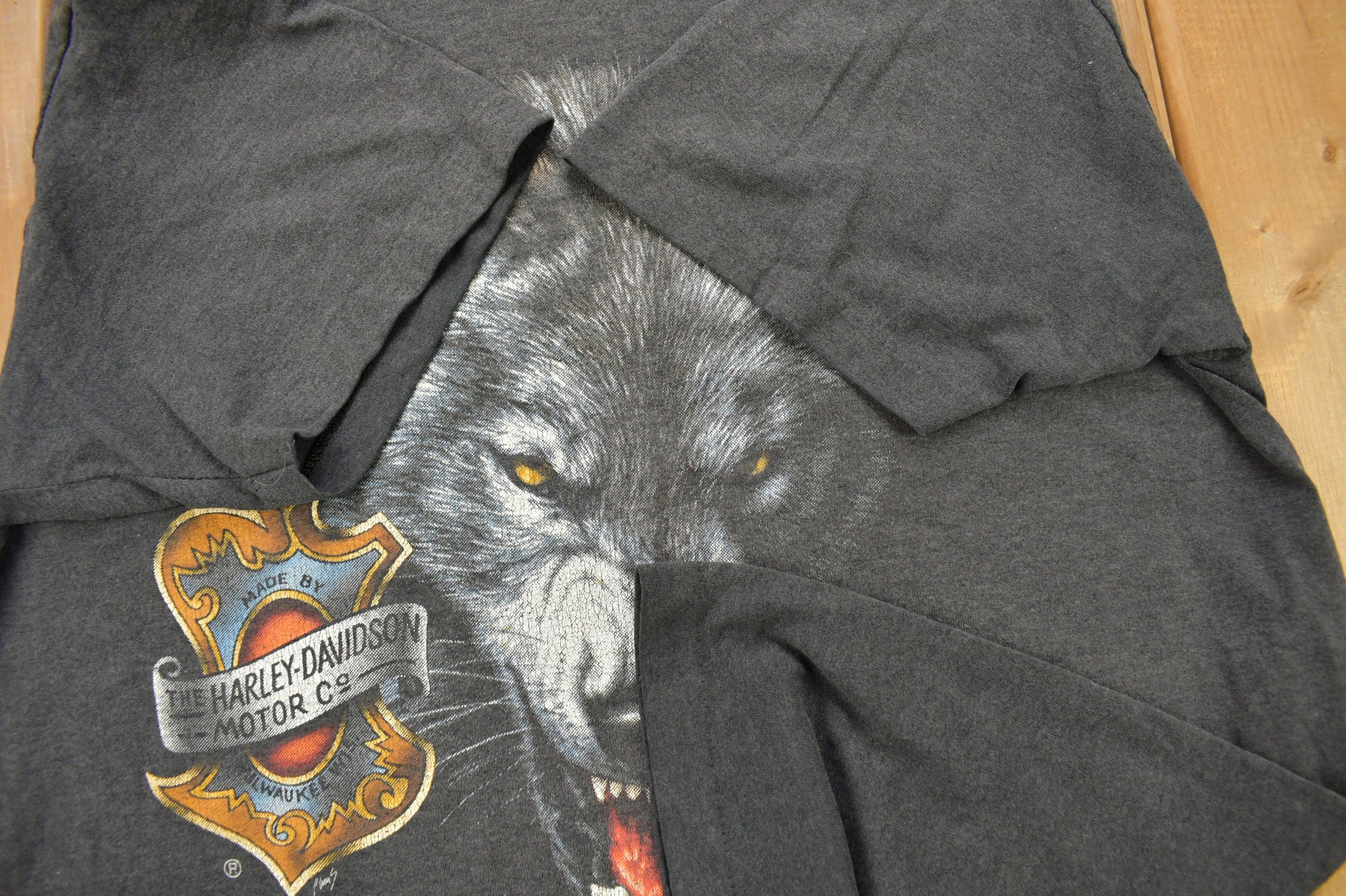 Vintage 1992 Harley Davidson Wolf Graphic 3D Emblem T-Shirt