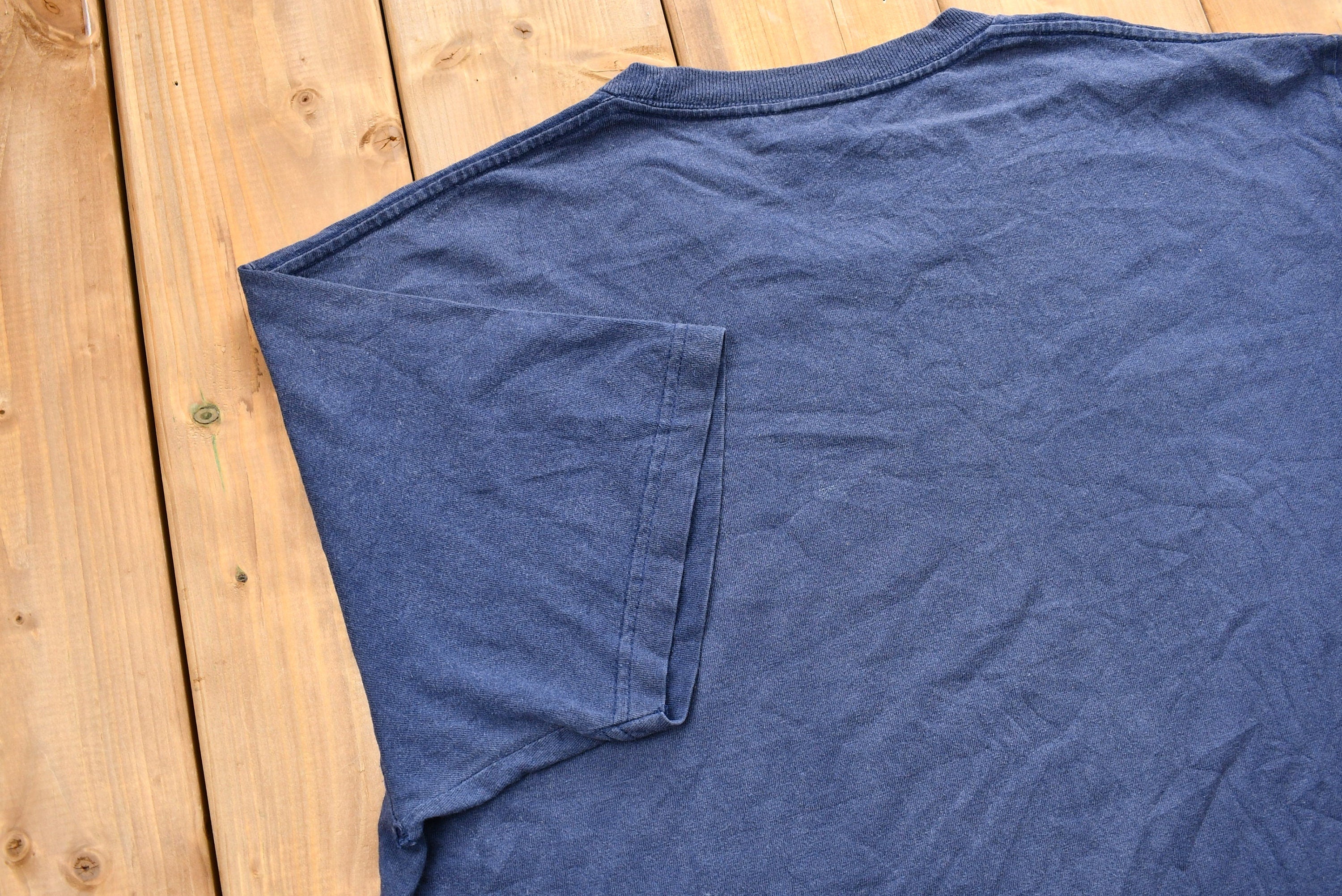 Vintage 2000 Warning: Carpet Burn Funny Graphic T-Shirt