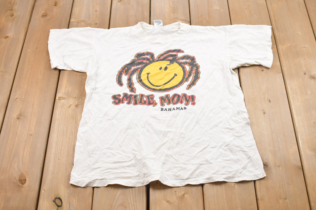 Vintage 1990s Smile Mon Graphic T-Shirt