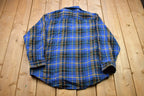 Vintage 1990s Plaid Winter Flannel Button Up Shirt