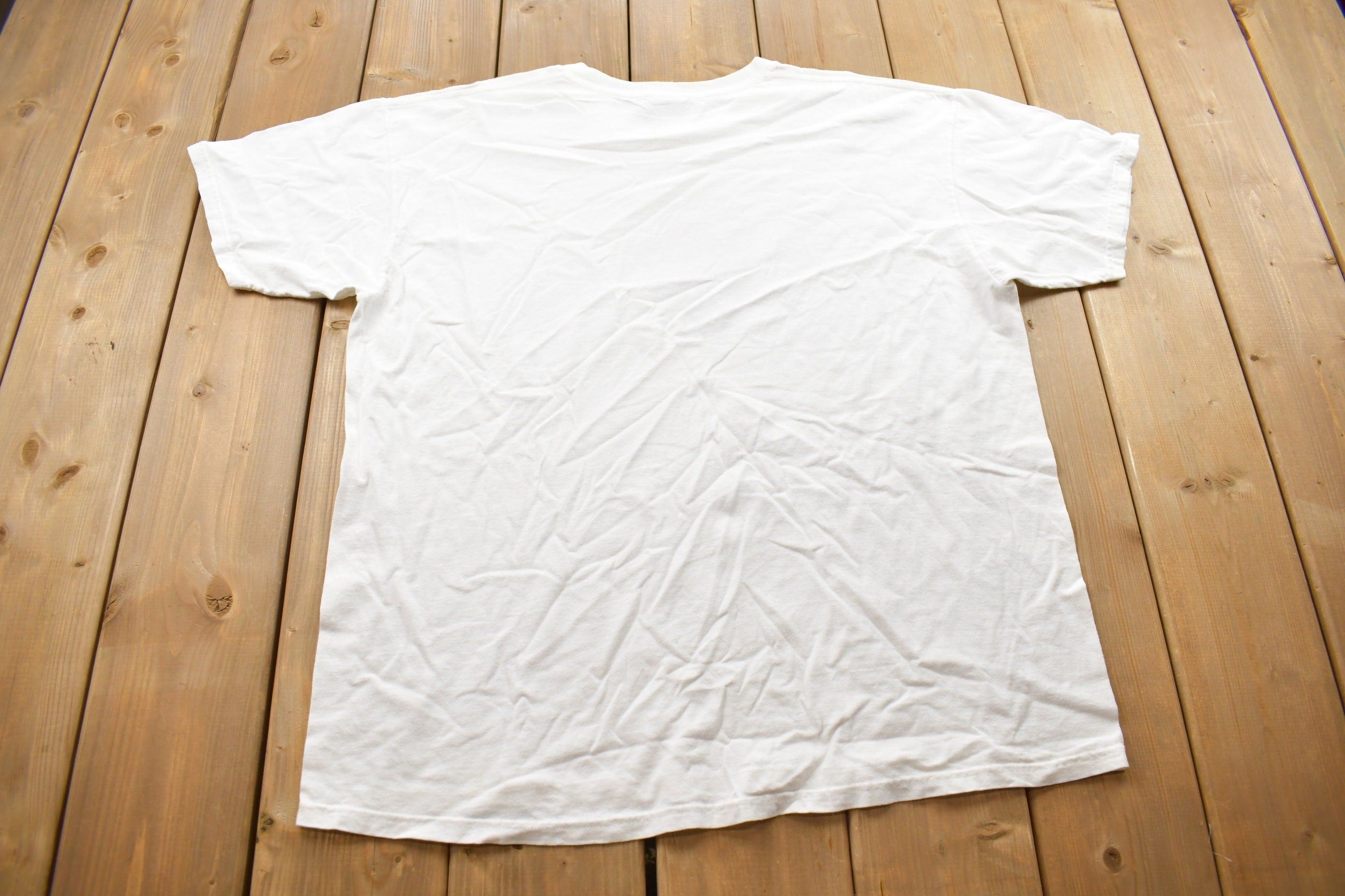 Vintage 1999 Grapes & Wine Graphic T-Shirt