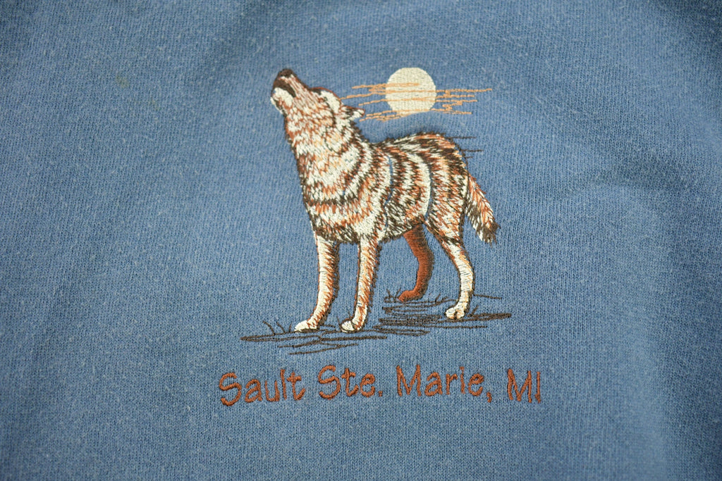 Vintage 1990s Sault Ste. Marie Wolf Crewneck Sweatshirt