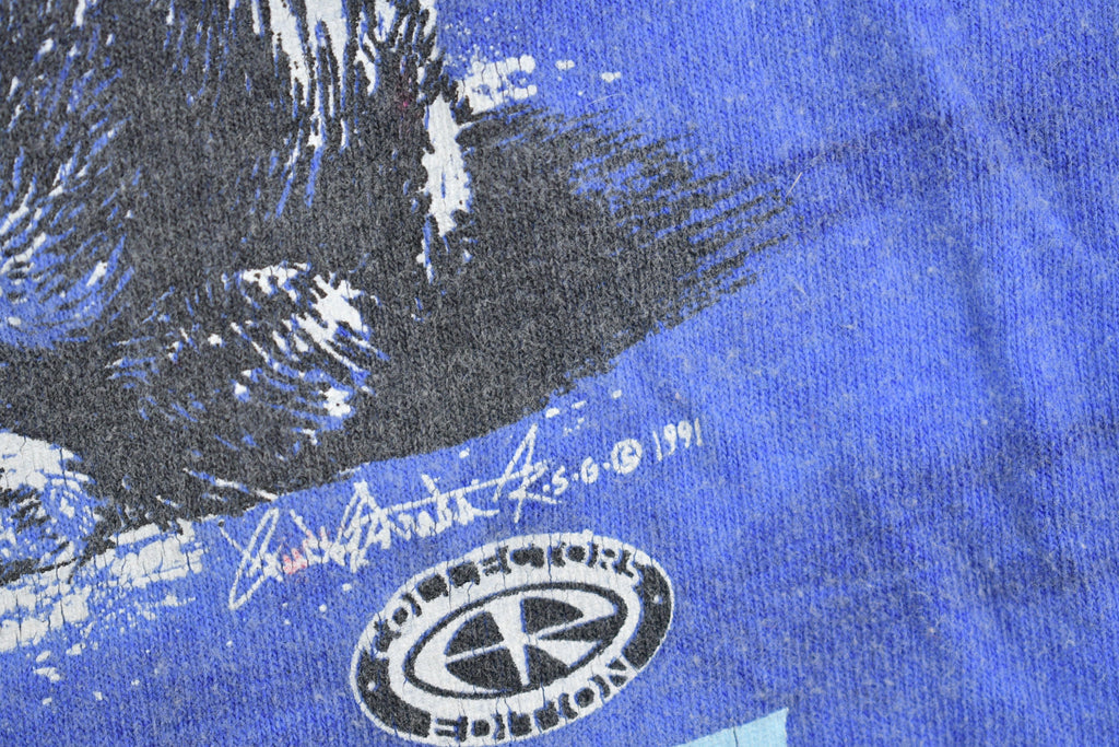 Vintage 1991 Polar Bear Theme Graphic T-Shirt