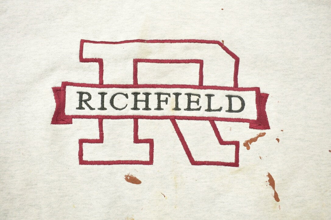 Vintage 1990s Thrashed Richfield University Collegiate Crewneck