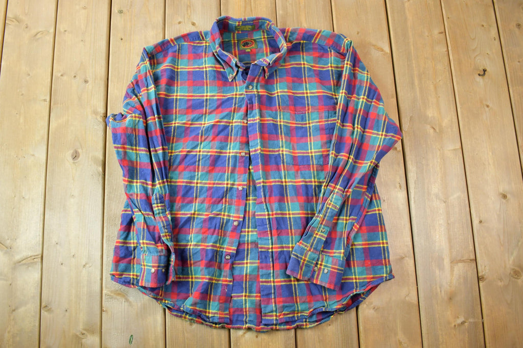 Vintage 1990s Boston Traders Plaid Flannel Button Up Shirt /