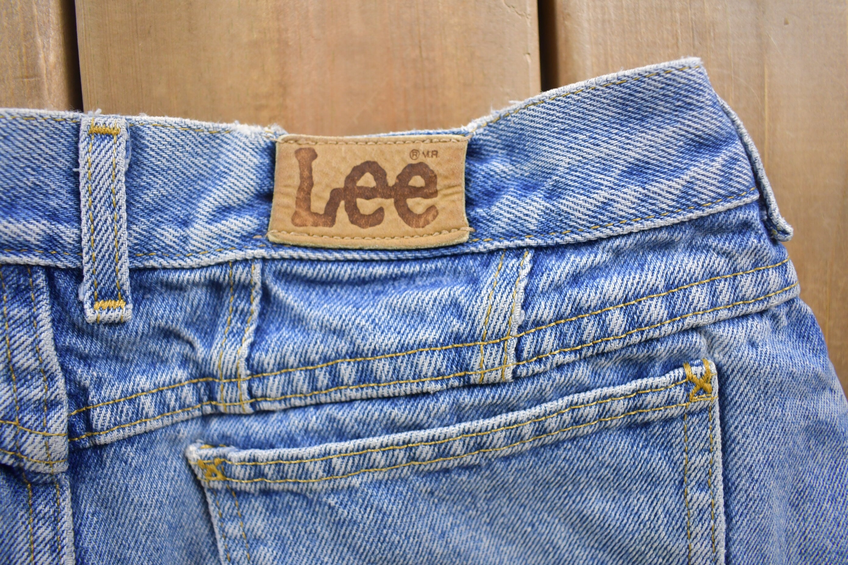 Vintage 1990s Lee Women's Denim Jeans Size 32 x 26