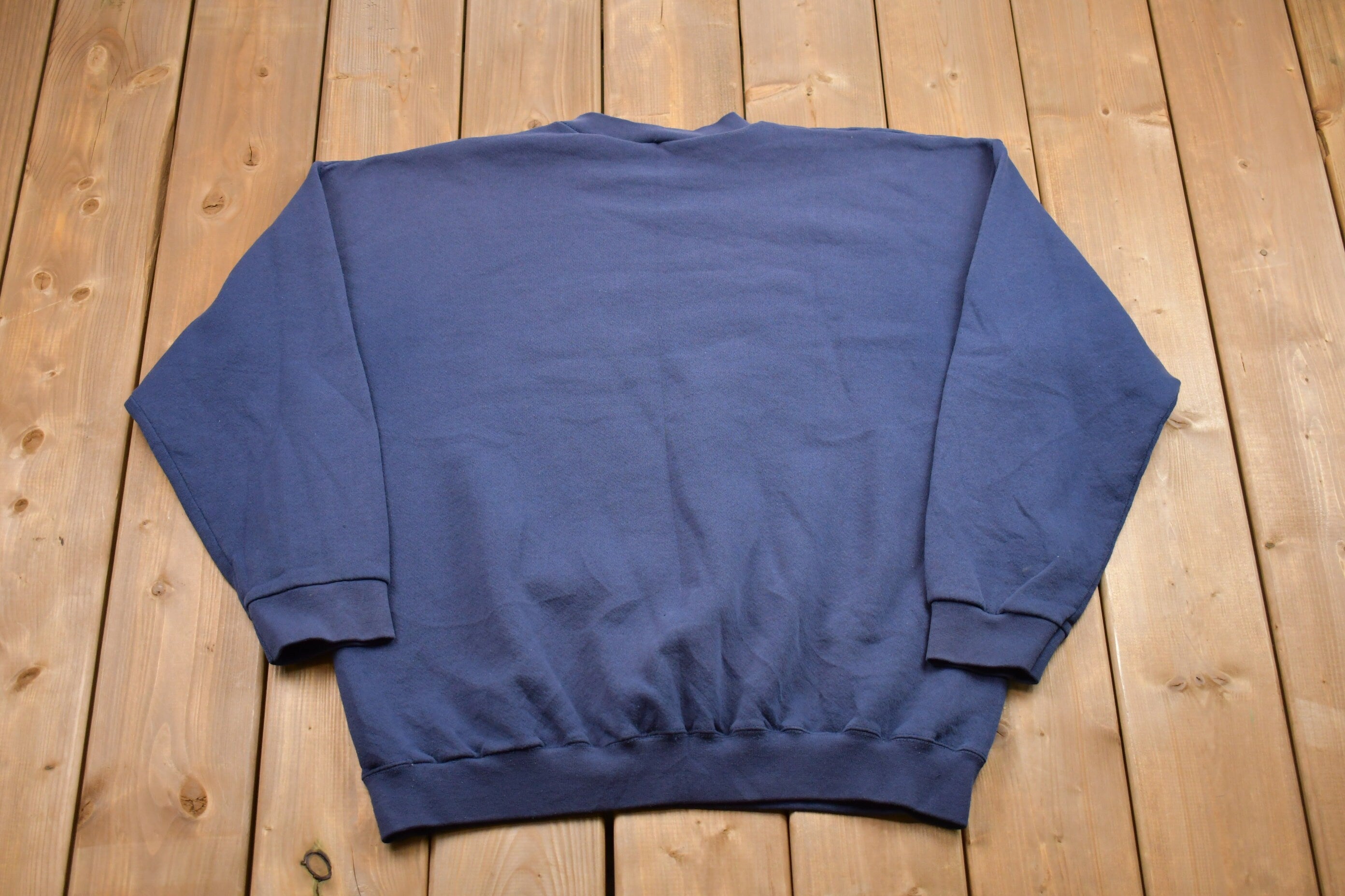Vintage 1990s Discus Blank Essential Crewneck Sweatshirt  90s Crewneck  Vintage Basics  Athleisure  Streetwear  Essentials