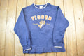 Vintage 1990s Tigger Pooh Bear Disneyland Crewneck