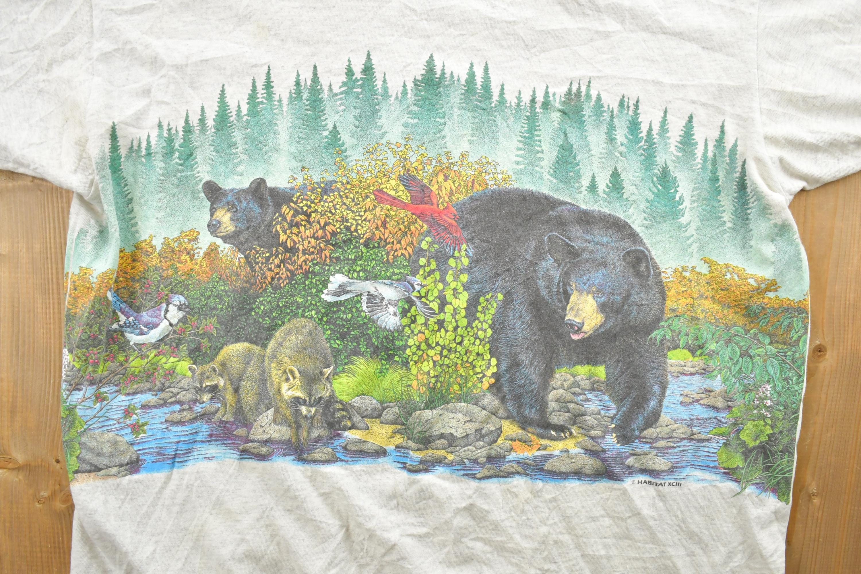 Vintage 1990s Bear And Bluejay Theme Habitat Graphic T-Shirt